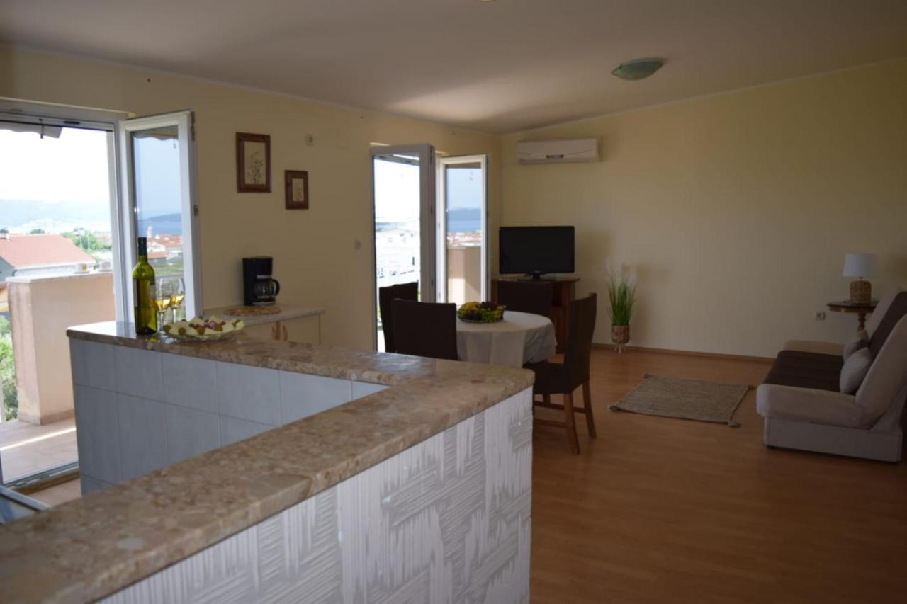Apartments Marta Kastel Novi Exterior photo